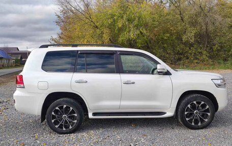 Toyota Land Cruiser 200, 2019 год, 9 350 000 рублей, 9 фотография