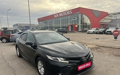 Toyota Camry, 2018 год, 2 849 000 рублей, 1 фотография