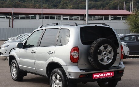 Chevrolet Niva I рестайлинг, 2011 год, 620 000 рублей, 2 фотография