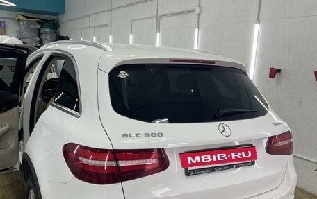 Mercedes-Benz GLC, 2017 год, 3 350 000 рублей, 2 фотография