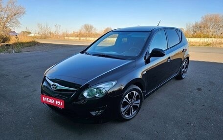 Hyundai i30 I, 2011 год, 950 000 рублей, 2 фотография