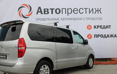 Hyundai Grand Starex Grand Starex I рестайлинг 2, 2008 год, 1 490 000 рублей, 10 фотография