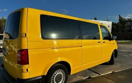 Volkswagen Transporter T6 рестайлинг, 2016 год, 2 300 000 рублей, 4 фотография