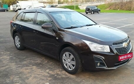 Chevrolet Cruze II, 2014 год, 850 000 рублей, 2 фотография