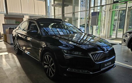 Skoda Superb III рестайлинг, 2024 год, 3 890 000 рублей, 6 фотография