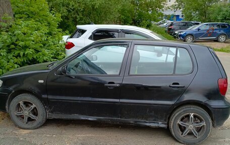 Volkswagen Polo III рестайлинг, 2000 год, 250 000 рублей, 4 фотография