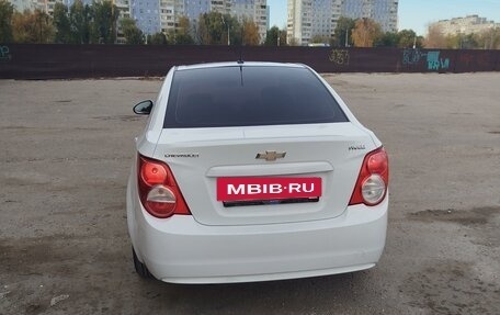 Chevrolet Aveo III, 2015 год, 1 000 000 рублей, 2 фотография