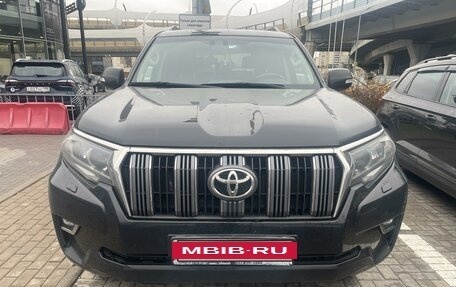 Toyota Land Cruiser Prado 150 рестайлинг 2, 2018 год, 4 600 000 рублей, 2 фотография