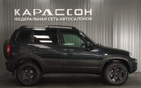 Chevrolet Niva I рестайлинг, 2018 год, 825 000 рублей, 6 фотография