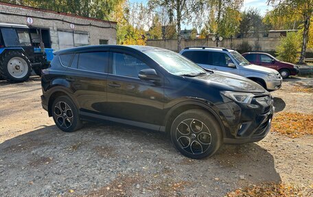 Toyota RAV4, 2017 год, 2 570 000 рублей, 3 фотография