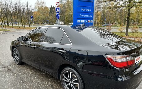 Toyota Camry, 2018 год, 2 615 000 рублей, 4 фотография