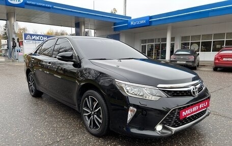 Toyota Camry, 2018 год, 2 615 000 рублей, 8 фотография