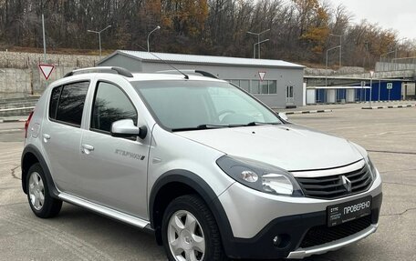 Renault Sandero I, 2013 год, 907 000 рублей, 3 фотография