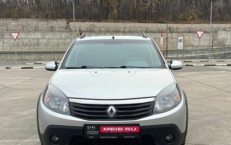 Renault Sandero I, 2013 год, 907 000 рублей, 2 фотография