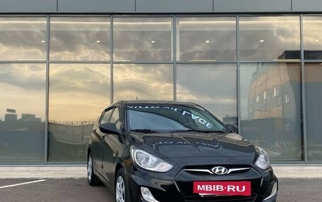 Hyundai Solaris II рестайлинг, 2011 год, 599 000 рублей, 2 фотография