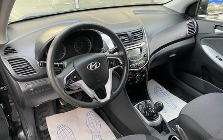 Hyundai Solaris II рестайлинг, 2011 год, 599 000 рублей, 7 фотография