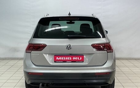 Volkswagen Tiguan II, 2018 год, 2 499 900 рублей, 6 фотография