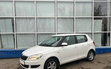 Skoda Fabia II, 2013 год, 700 000 рублей, 7 фотография