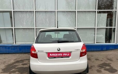 Skoda Fabia II, 2013 год, 700 000 рублей, 4 фотография