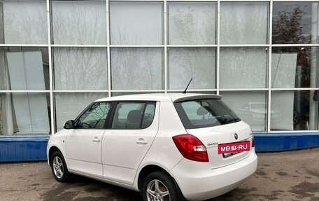 Skoda Fabia II, 2013 год, 700 000 рублей, 5 фотография