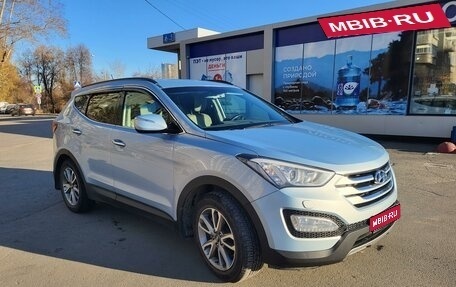 Hyundai Santa Fe III рестайлинг, 2013 год, 1 890 000 рублей, 1 фотография