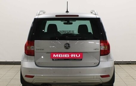 Skoda Yeti I рестайлинг, 2017 год, 1 882 900 рублей, 6 фотография