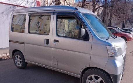 Daihatsu Hijet X, 2018 год, 1 000 000 рублей, 2 фотография