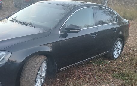 Volkswagen Passat B7, 2013 год, 1 270 000 рублей, 7 фотография