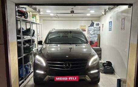 Mercedes-Benz M-Класс, 2012 год, 3 200 000 рублей, 40 фотография