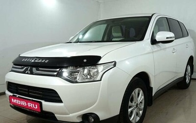 Mitsubishi Outlander III рестайлинг 3, 2012 год, 1 120 000 рублей, 1 фотография