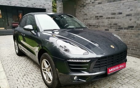 Porsche Macan I рестайлинг, 2018 год, 5 000 000 рублей, 1 фотография