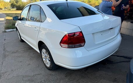 Volkswagen Polo VI (EU Market), 2014 год, 900 000 рублей, 17 фотография