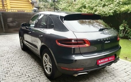 Porsche Macan I рестайлинг, 2018 год, 5 000 000 рублей, 3 фотография