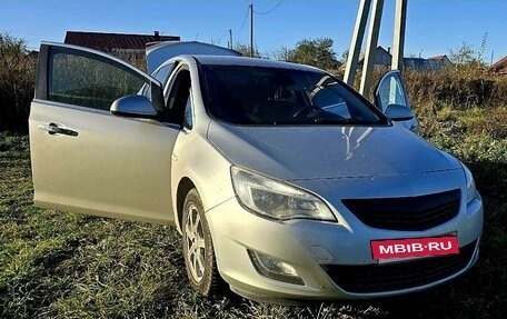 Opel Astra J, 2013 год, 1 000 000 рублей, 7 фотография