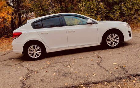 Chevrolet Cruze II, 2015 год, 950 000 рублей, 5 фотография