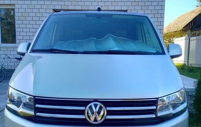 Volkswagen Caravelle T6 рестайлинг, 2017 год, 3 240 000 рублей, 1 фотография