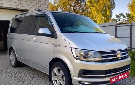 Volkswagen Caravelle T6 рестайлинг, 2017 год, 3 240 000 рублей, 5 фотография