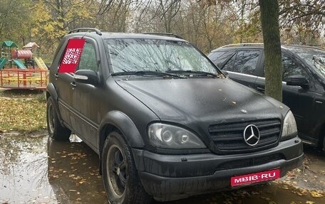 Mercedes-Benz M-Класс, 2000 год, 500 000 рублей, 1 фотография