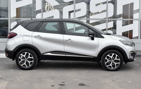 Renault Kaptur I рестайлинг, 2018 год, 1 850 000 рублей, 5 фотография