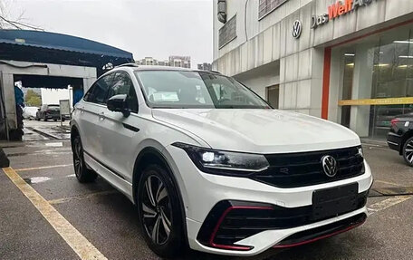 Volkswagen Tiguan II, 2021 год, 2 817 000 рублей, 5 фотография