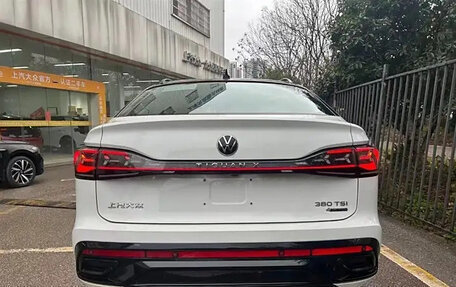 Volkswagen Tiguan II, 2021 год, 2 817 000 рублей, 4 фотография