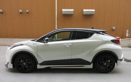 Toyota C-HR I рестайлинг, 2019 год, 1 579 000 рублей, 6 фотография