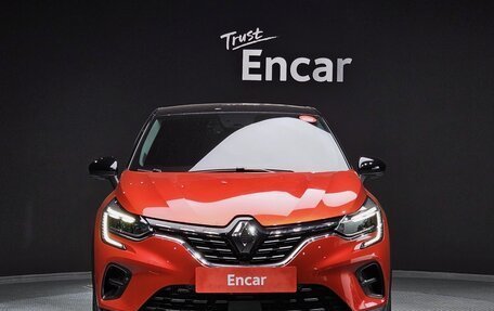 Renault Captur II, 2021 год, 1 700 111 рублей, 3 фотография