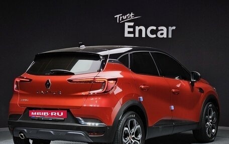 Renault Captur II, 2021 год, 1 700 111 рублей, 2 фотография