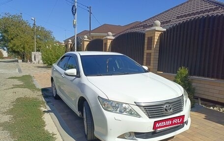 Toyota Camry, 2012 год, 1 960 000 рублей, 5 фотография