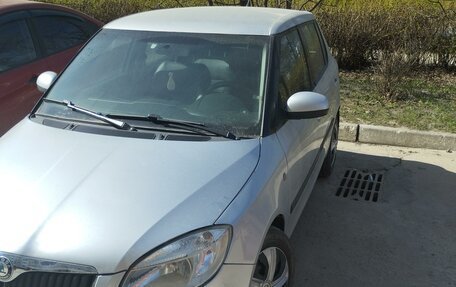 Skoda Fabia II, 2009 год, 320 000 рублей, 3 фотография