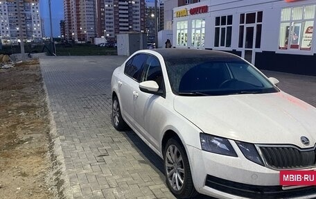 Skoda Octavia, 2018 год, 1 550 000 рублей, 2 фотография