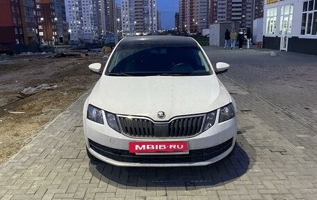 Skoda Octavia, 2018 год, 1 550 000 рублей, 3 фотография