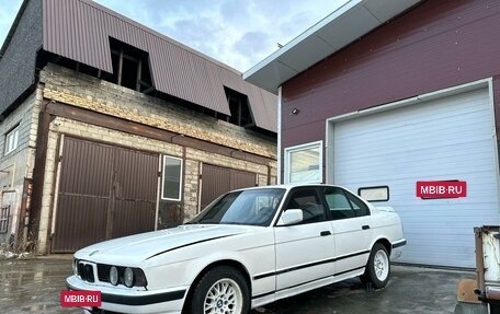 BMW 5 серия, 1990 год, 290 000 рублей, 6 фотография