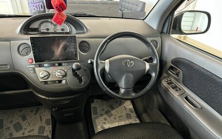 Toyota Sienta I, 2012 год, 1 189 000 рублей, 15 фотография